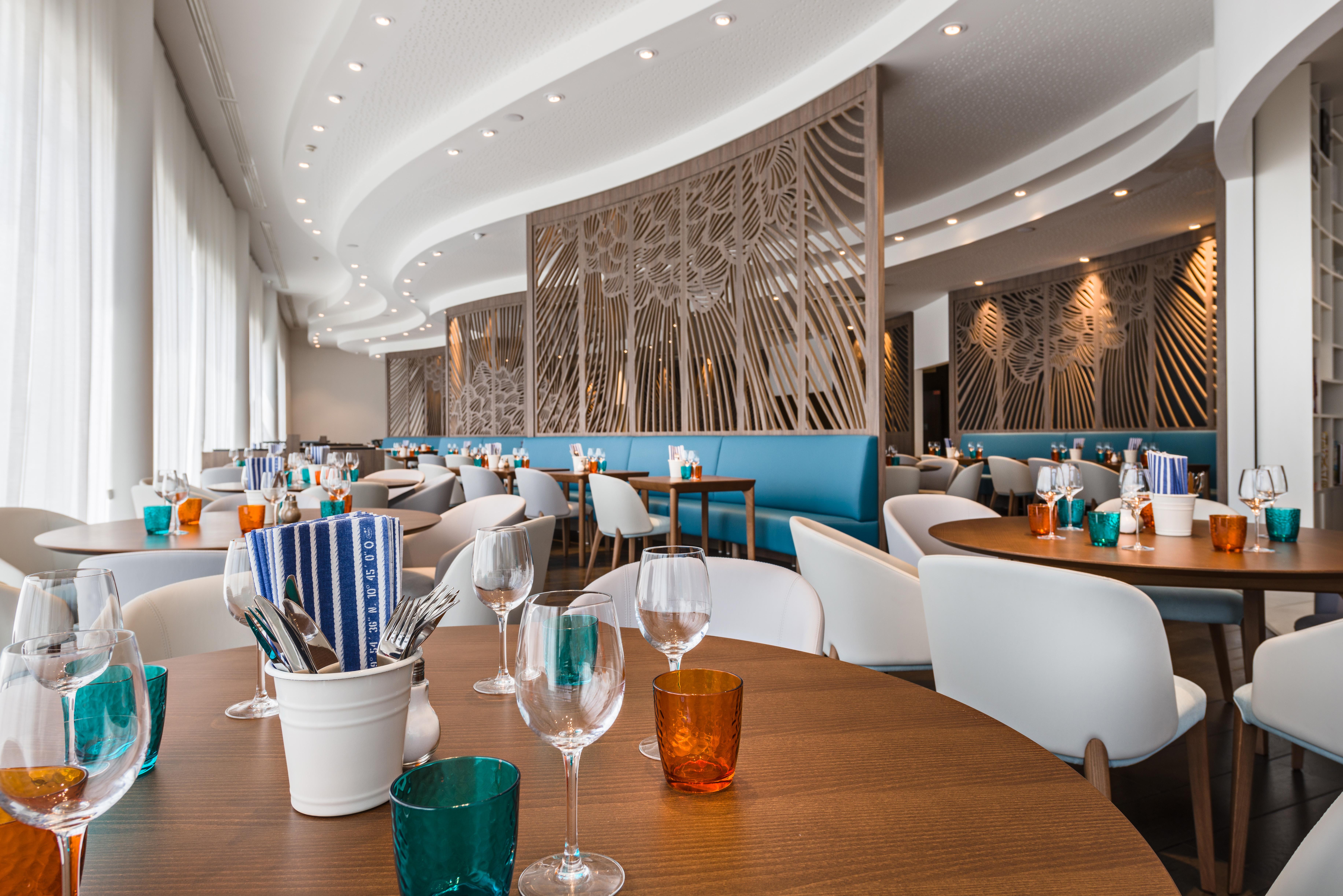 Golden Tulip Marseille Euromed Hotel Kültér fotó
